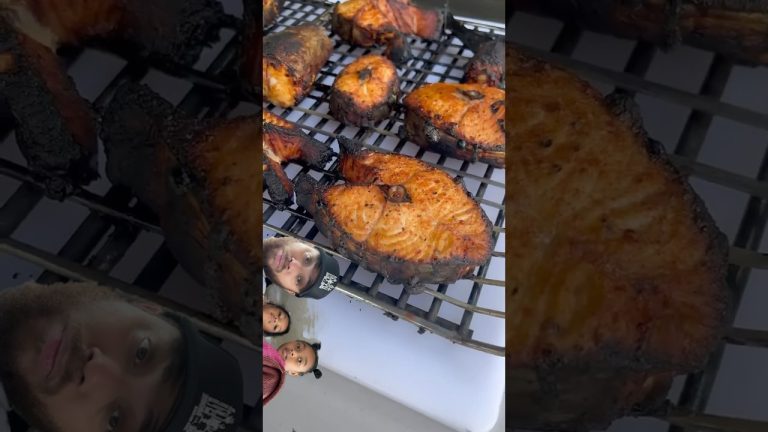 Would You Try This King Mackerel? 🐟🔥 Perfect for Grilling, But Is It Too Fishy? #Shorts #Seafood