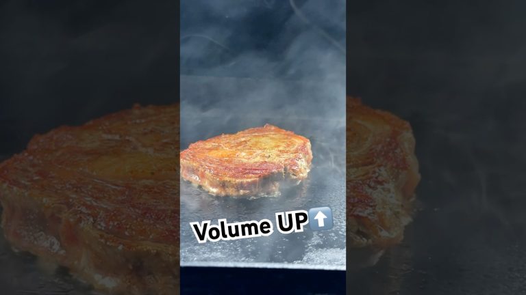 Turn that volume UP for some cooking ASMR #asmrfood #asmrsounds #food #steak