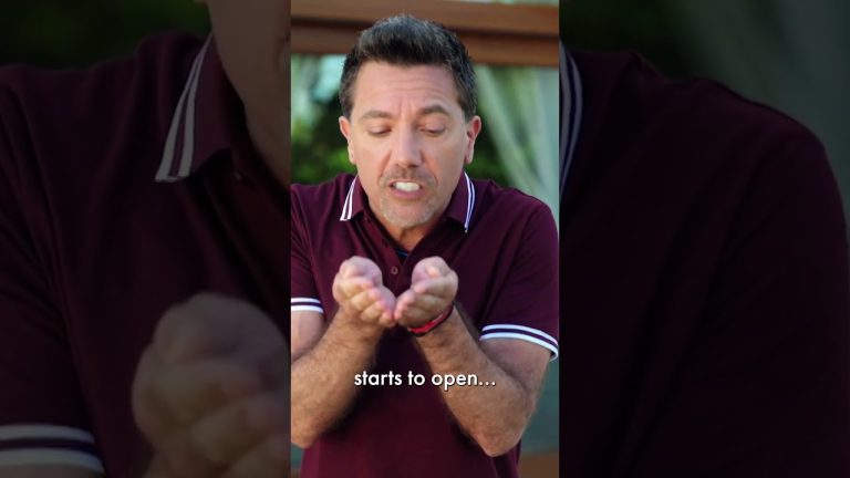 The secret to the perfect mussels 👆 #GinoDAcampo #Seafood #MusselsRecipe #SeafoodRecipes