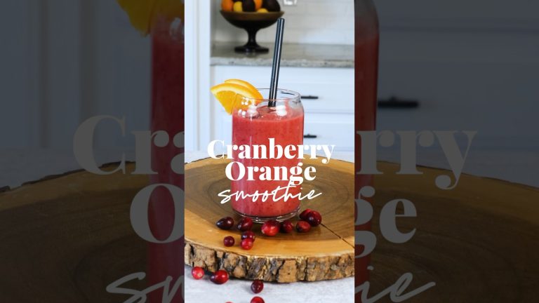 Holiday Cranberry Smoothie 🎄 #smoothierecipes