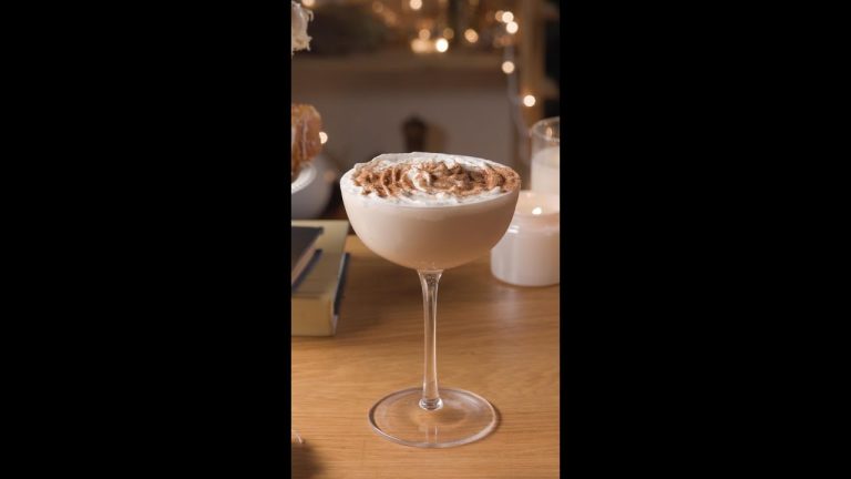 Cinnamon Roll Cocktail