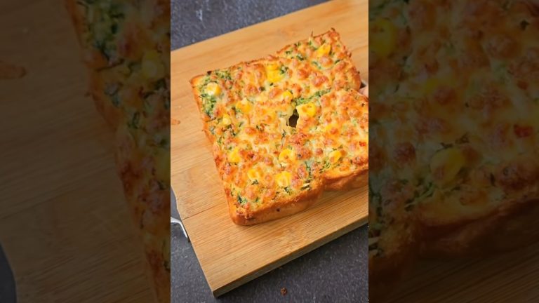 Cheesy Bread Pizza #dailyroutine #recipe #pizza #fypviral #shorts #snacks #cheese #trending