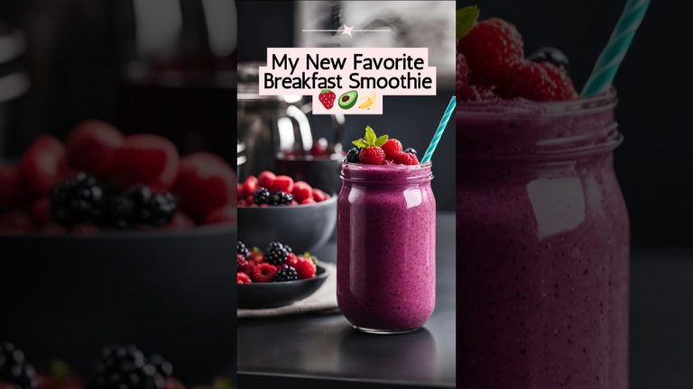 SECRET ingredients in my new favorite breakfast smoothie.. #vegan #veganrecipes #smoothies