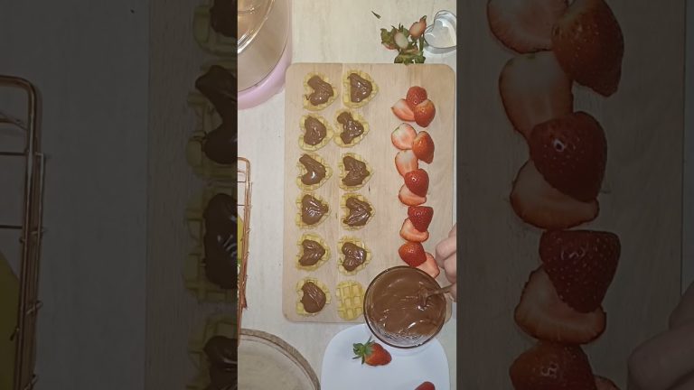 Σοκολατενιες καρδιές 💗 Μόνο με 4 υλικά!!!   #dessert #sweet #recipe #baking #chocolate #easyrecipe