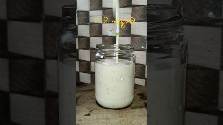 🍓🍌Healthy smoothie for breakfast🧃 #oatssmoothie #breakfastrecipe #shorts