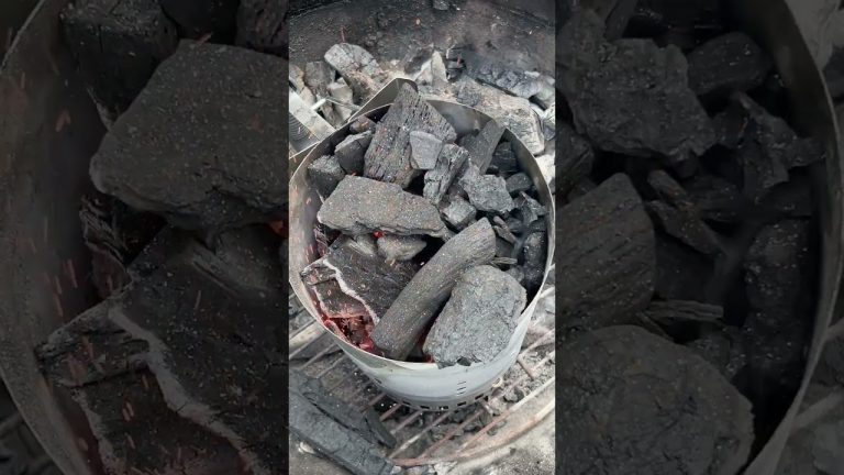 Grilled Chicken on the Weber #grilledchicken #webergrills #bbq #weberkettle  #cooking