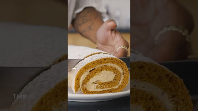 Here’s Sam showing you how to roll up her pumpkin roll recipe. #recipe #food #baking #pumpkin #fall