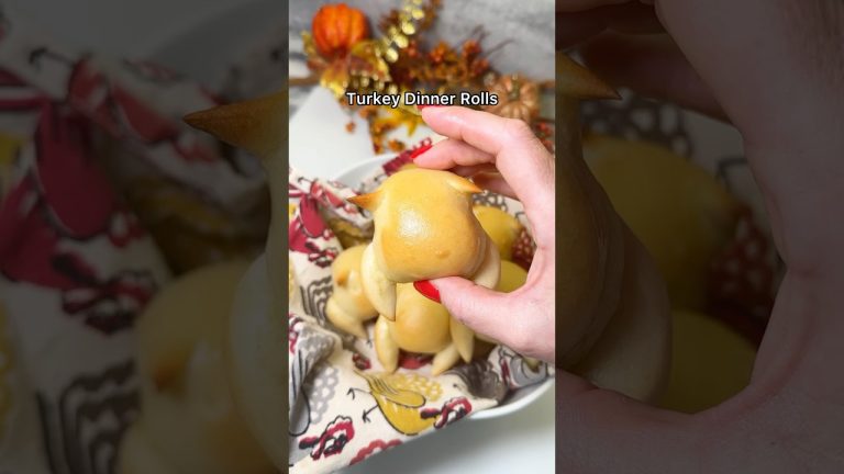 Turkey Dinner Rolls🦃🍞Follow along for 40 fun festive recipes #ThanksgivingRecipe #TurkeyDinnerRoll