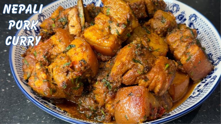 यति मिठो PORK CURRY NEPALI STYLE  मा बनाउनु पनि सजिलो छ है || PORK CURRY RECIPE