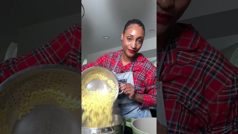 How I make my Thanksgiving baked mac & cheese