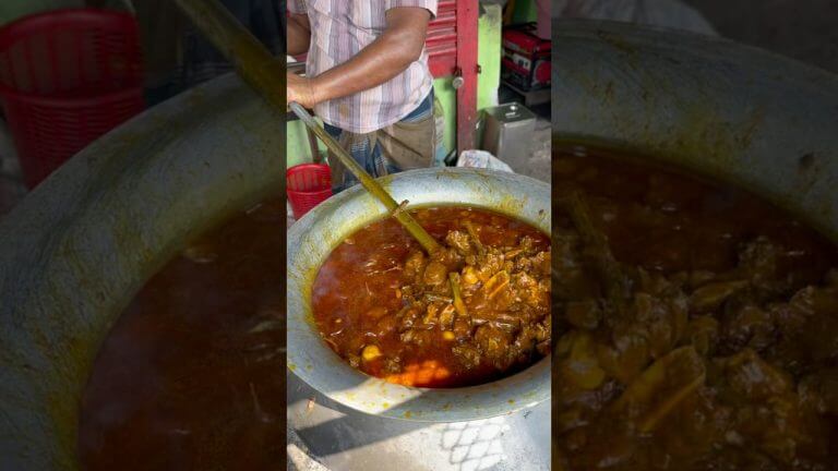 Best Traditional Beef Recipe with Unbroken Garlic! #shorts