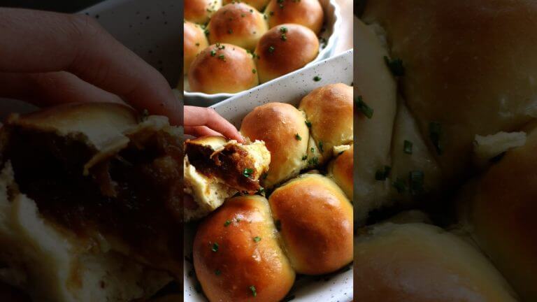 Caramelised onion and cheese rolls! #shorts #breadrolls #caramelized #bread #cheese #onion