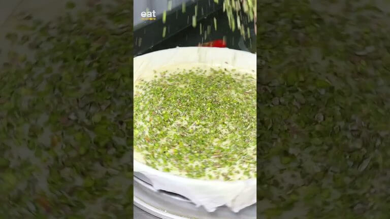 Dessert Discovered in 1473 – How to Make Baklava Dessert