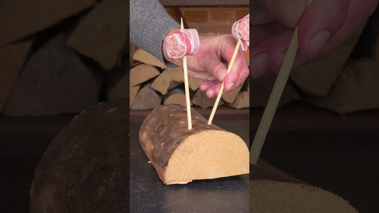 BRATWURST LOLLIPOPS 🍭