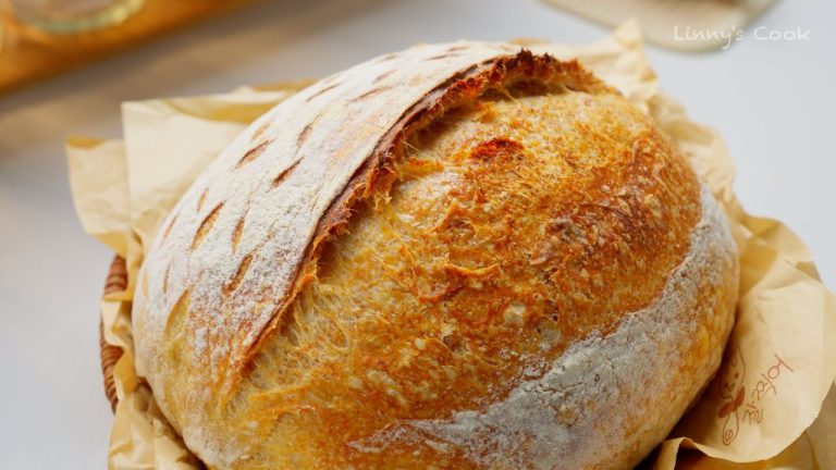 A Simple Recipe for Sourdough Bread |  No Sugar, No Oil, and Absolutely Delicious!
