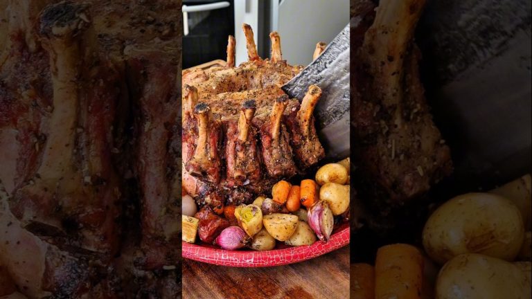 CORONA DE CERDO NAVIDEÑA