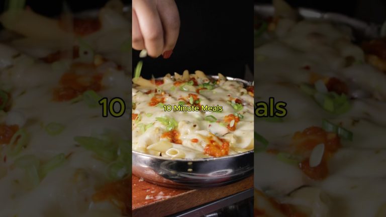 EASY salmon PASTA | 10 minute meals #shorts #salmonrecipe