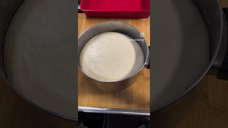 Subscribe for the fluffy dough recipe.