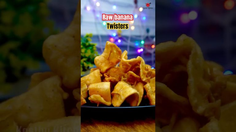 Valakkai Twisters 😋 | raw banana snack recipe | snack recipes @kasthukitchen2001 #shorts  #snacks