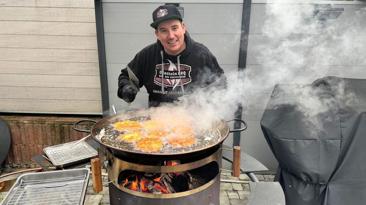 REIBEKUCHEN WIE VOM WEIHNACHTSMARKT – Rievkooche selber machen