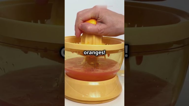 Citrus & creamy delight: orange yogurt smoothie! 🍊🍹😋