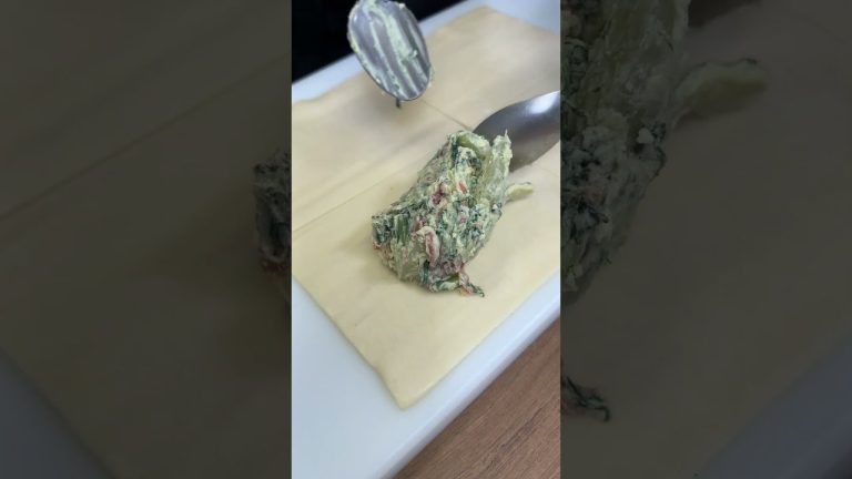 MINI STRUDEL con BIETOLE, RICOTTA e SPECK…da provareee💚🥰 #Shorts