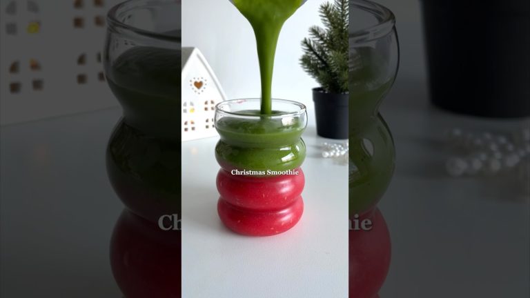 Christmas Smoothie❤️💚 #healthyrecipes #healthybreakfast #smoothie #christmasrecipe