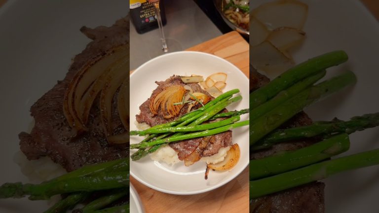 Steak and mashed potatoes 🥔🥩😍