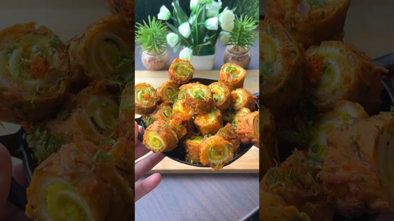#shorts 2 in 1 Vada Onion Bhajiya Roll ups #easyrecipes #ashortaday