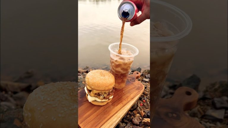 Pork burger 2 Slice #cocacola #burger #pork #food #snacks #coca