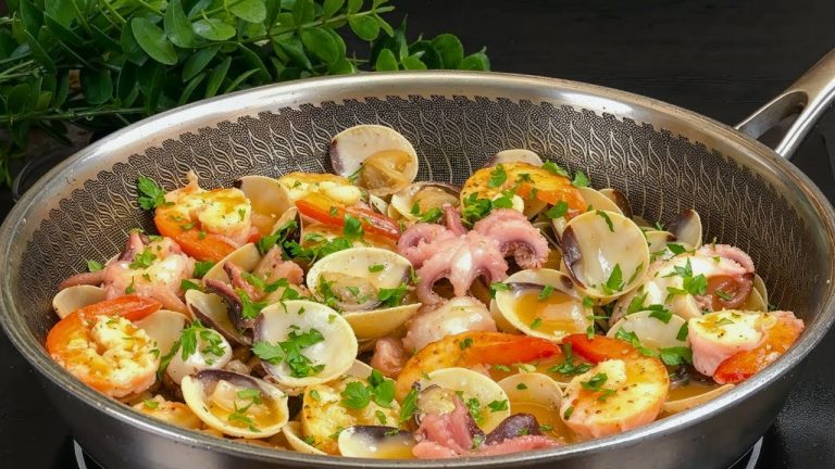 Christmas seafood recipes: Elevate Your Christmas Dinner with These Ocean-Inspired Delights! 🦞