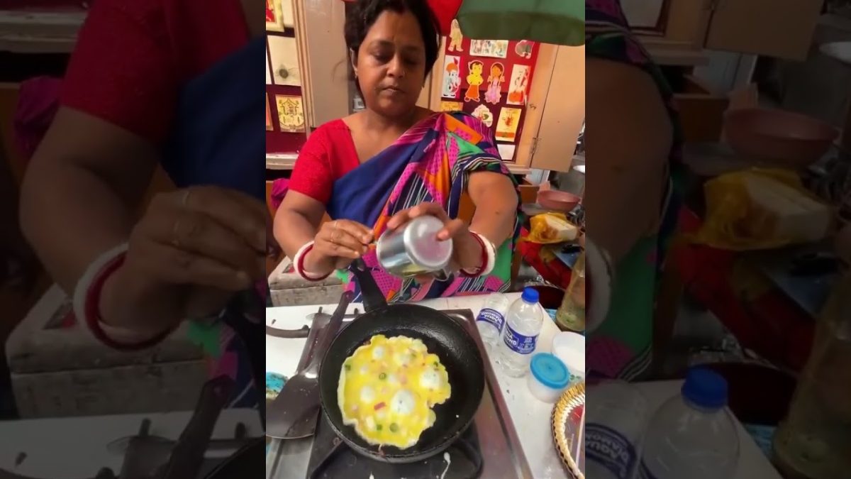 🔥 Ultimate Bread Omelette Recipe 🍳 | Kolkata Street Food Magic! 🌟