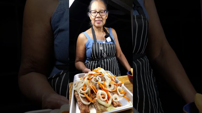 Jamaican fried fish #jamaicanfoodrecipes #food #recipe #cooking #friedfish #jamaican #chinfamily