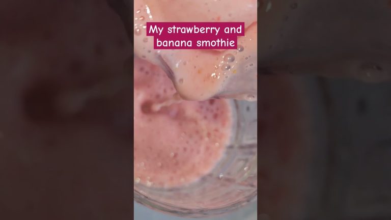 “Blend with sweetness: my Strawberry & Banana Smoothie!”-morning  #foodie #smoothie