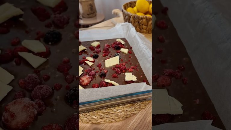 Nefis Orman Meyveli Brownie tarifi. #recipes #brownie #food #chocolate #recipes