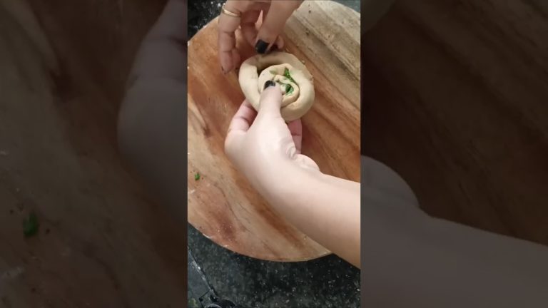 Peri peri lachha paratha ♥️#shorts  #lachedarparatha#viralshorts #parathalovers#lachhaparath#recipe