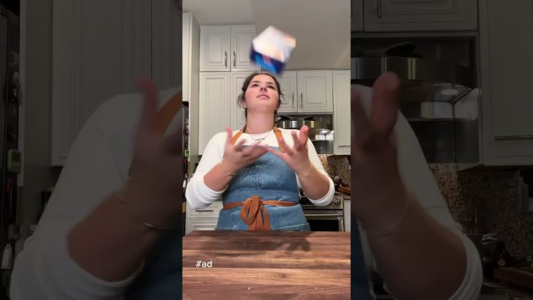 Sunday dinner with the famigilia making Lasagne alla Norma ft. @barilla pasta! #BarillaPartner #ad