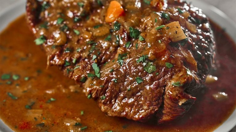 What Makes This Beef Recipe So Delicious? Pot Roast in a simple and delicious way