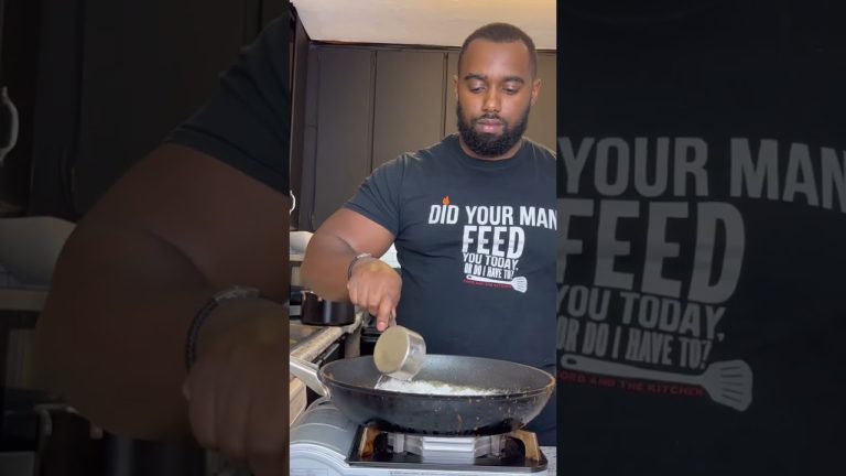 Philly Cheesesteak pasta is CRAZYYYY!