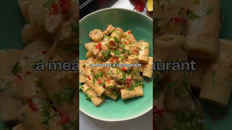 Using PRAWN HEADS For Pasta Sauce?! #shorts