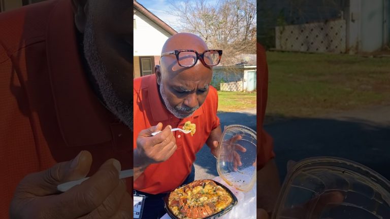 Lobster & Shrimp Macaroni and Cheese with Red Sauce Chitlins