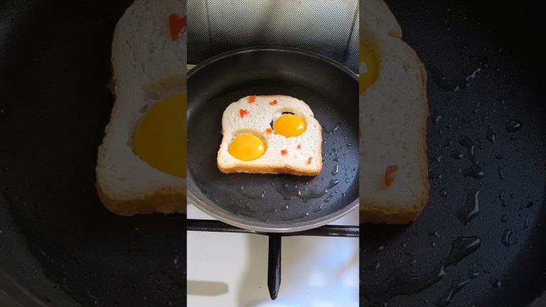 Just add Egg with Bread! It’s so delicious |Easy Breakfast recipe #shorts #recipe