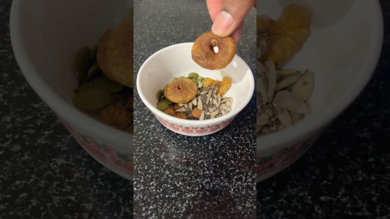 Nut-Seed Power Smoothie by Dr Pal Manickam #guthealth #drpal #smoothie #morningroutine #recipes