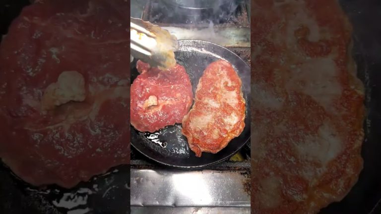 Mouth-Watering Street Steak: Watch It Sizzle Right on the Spot
