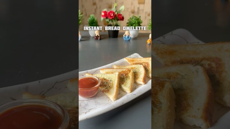 Trending recipe of instant bread omelette #shorts #recipe #egg #omelette #bread