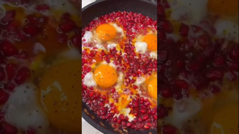 Noodatiy nonushta sizam tayyorlab korgan bolarmidiz? #easybreakfast #pomegranate #fruit  #eggrecipe
