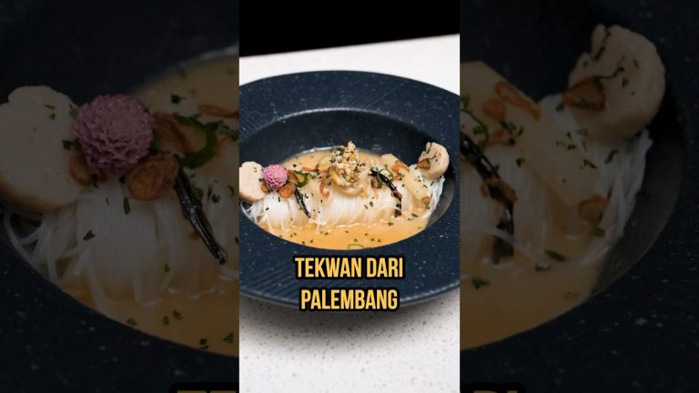 Ternyata orang yang nyari makanan anget kalo lagi hujan itu adalah AKU🥶