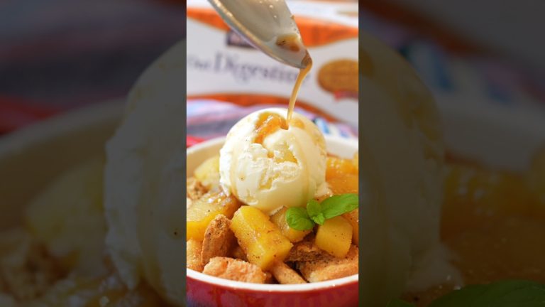 Warm Pineapple Biscuit Dessert with Ice-Cream #Shorts