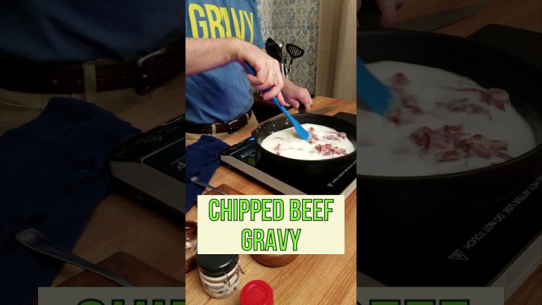 Chipped Beef Gravy | One serving for less than a gallon of gas⛽️ #gravy #thesauceandgravychannel