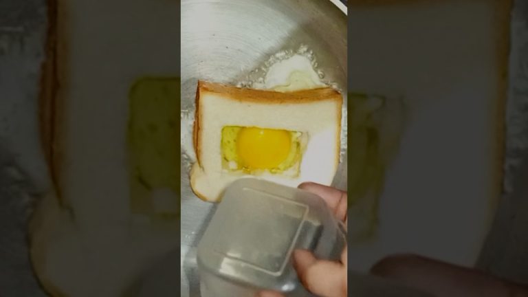 Egg bread fry with salad #egg #bread #salad #shorts #streetfood #trending